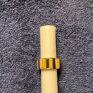 Kate Spade Elegant Gold Black and Ivory  Band Ring. Size 6